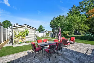 14915 11th Avenue, Whitestone, NY 11357 - Photo 23