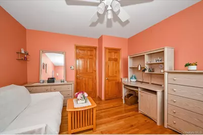 14915 11th Avenue, Whitestone, NY 11357 - Photo 11