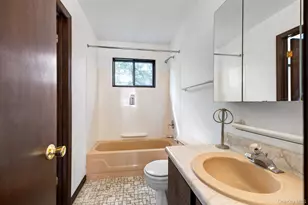 9 Spruce Ct, Fishkill, NY 12524 - Photo 17