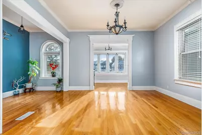 9317 123rd Street, Richmond Hill, NY 11419 - Photo 11