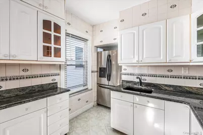 9317 123rd Street, Richmond Hill, NY 11419 - Photo 15
