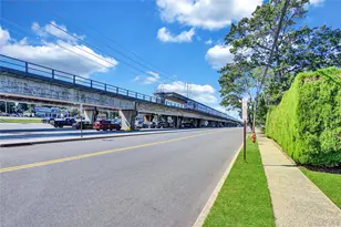 2 Roosevelt Ave, Massapequa Park, NY 11762 - Photo 5