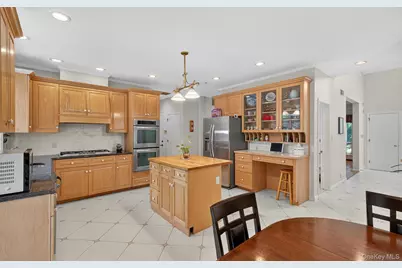 1 Ellen Court, Glen Cove, NY 11542 - Photo 25