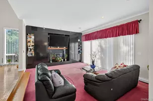 1 Ellen Ct, Glen Cove, NY 11542 - Photo 21