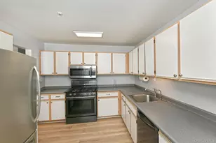 804 Birchwood Park Dr, Middle Island, NY 11953 - Photo 7