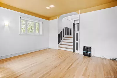 72 Hamilton Avenue, New Rochelle, NY 10801 - Photo 3