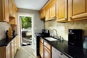 6 Manchester Rd, Eastchester, NY 10709 - Photo 7