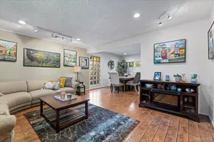 2 Doone Dr, Syosset, NY 11791 - Photo 5