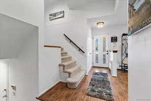 2 Doone Dr, Syosset, NY 11791 - Photo 13