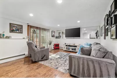 2 Doone Drive, Syosset, NY 11791 - Photo 19