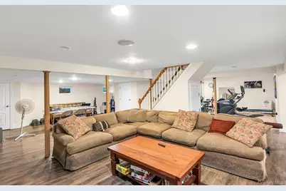 18 Norma Lane, Dix Hills, NY 11746 - Photo 21