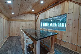 2746 Sound Ave, Riverhead, NY 11901 - Photo 17