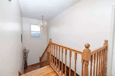 186-02 Foch Boulevard, Saint Albans, NY 11412 - Photo 21
