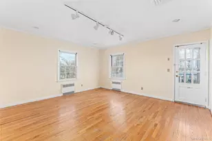 803 Barberry Ln, Woodmere, NY 11598 - Photo 23