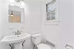 803 Barberry Ln, Woodmere, NY 11598 - Photo 17