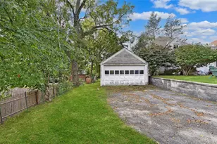 38 Prospect St, Middletown, NY 10940 - Photo 41