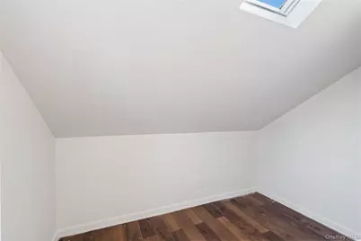 84 Pleasure Avenue, Ronkonkoma, NY 11779 - Photo 13