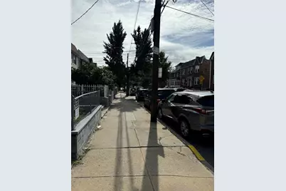 927 E 219th Street, Bronx, NY 10469 - Photo 3