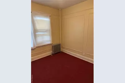 927 E 219th Street, Bronx, NY 10469 - Photo 13