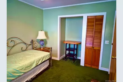 31 Champlain Street, Ronkonkoma, NY 11779 - Photo 19