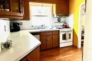 31 Champlain St, Ronkonkoma, NY 11779 - Photo 11