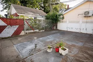 105-32 130th St, Richmond Hill, NY 11419 - Photo 37