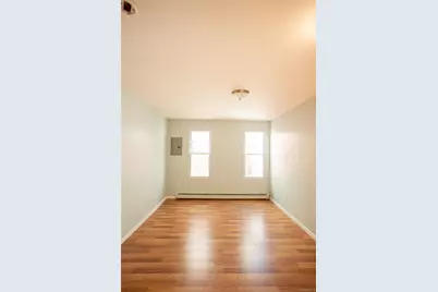 10532 130th Street, Richmond Hill, NY 11419 - Photo 5