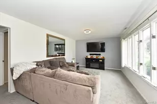 72 Koehl St, Massapequa Park, NY 11762 - Photo 9