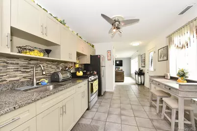 72 Koehl Street, Massapequa Park, NY 11762 - Photo 13