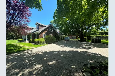 198 South Country Road, Remsenburg, NY 11960 - Photo 3