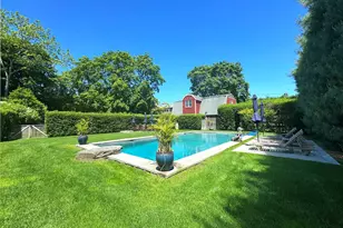 198 S Country Rd, Remsenburg, NY 11960 - Photo 43