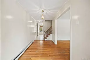 12 Bell Ct, Airmont, NY 10901 - Photo 5