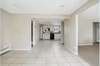 68 Westwood Avenue, Deer Park, NY 11729 - Photo 25