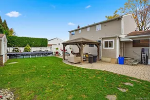 68 Westwood Ave, Deer Park, NY 11729 - Photo 41