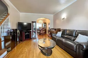 25-14 43 St, Astoria, NY 11103 - Photo 3