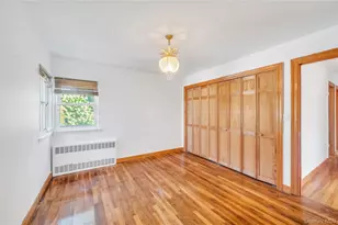 10 Winding Rd, Hicksville, NY 11801 - Photo 13