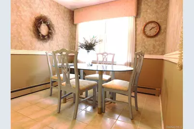 2710 South Road #C8, Poughkeepsie, NY 12601 - Photo 9