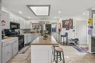 87 Biltmore Dr, Mastic Beach, NY 11951 - Photo 5