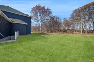 9 Fourth Ave, Centereach, NY 11720 - Photo 37