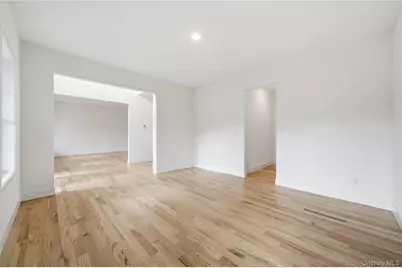 9 Fourth Avenue, Centereach, NY 11720 - Photo 17