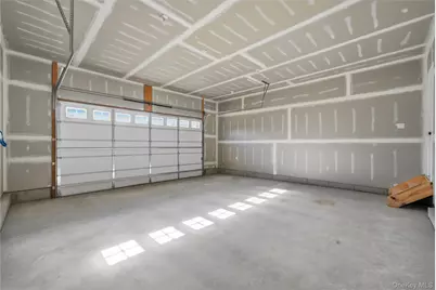 9 Fourth Avenue, Centereach, NY 11720 - Photo 33