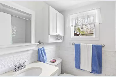 140 Three Mile Harbor Road, East Hampton, NY 11937 - Photo 9