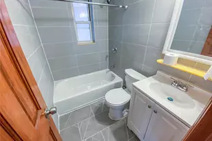 1318 Mace Ave, Bronx, NY 10469 - Photo 19