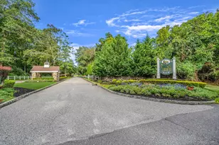 7 Mallard Path, Coram, NY 11727 - Photo 3