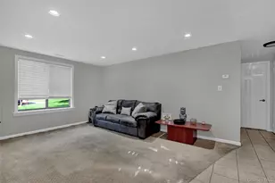 431 Clubhouse Ct, Coram, NY 11727 - Photo 3