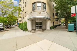 190 E Mosholu Pkwy S, Bronx, NY 10458 - Photo 3