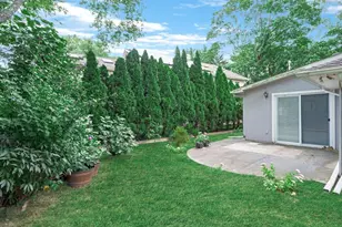 19 Ridge Dr E, Roslyn, NY 11576 - Photo 31