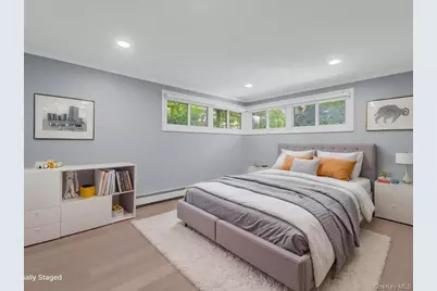 19 Ridge Drive E, Roslyn, NY 11576 - Photo 21
