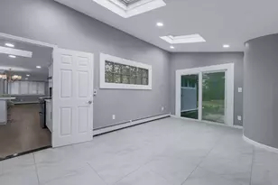 19 Ridge Dr E, Roslyn, NY 11576 - Photo 13