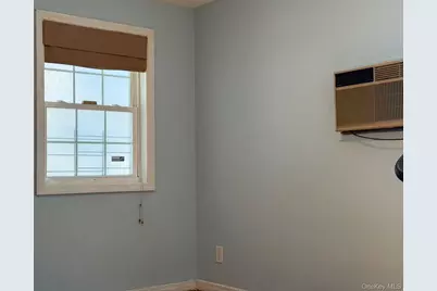 67-56 223Nd Place #A, Bayside, NY 11364 - Photo 5